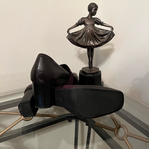 Liz Baker (10M) leather, dark purple heels - Picture 5 of 6